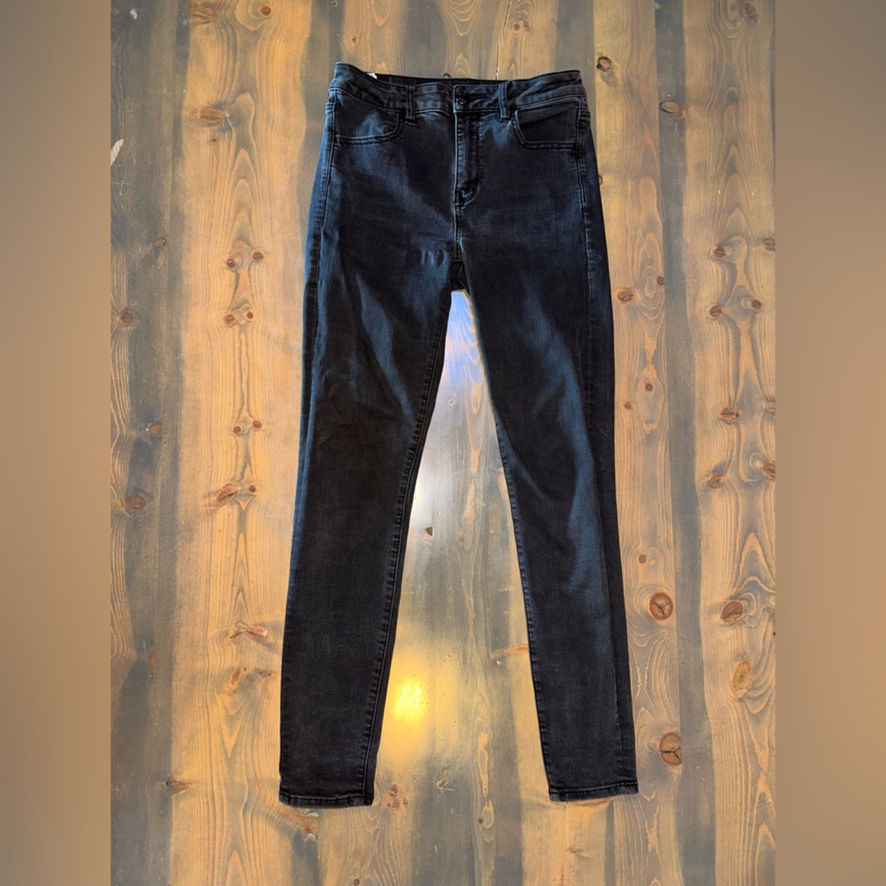 American Eagle Outfitters  Dark Wash Skinny Jeans size 8 Stretchy - Long